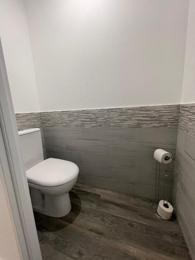 לינה וארוחת בוקר La Ravoire Jardin Prive 2 מראה חיצוני תמונה